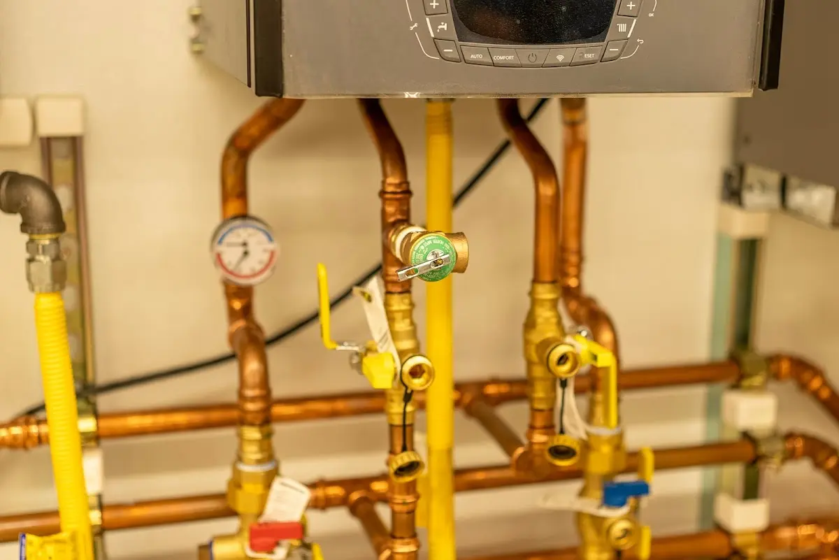 Licensed technician providing Pipe Repair for a homeowner in Coos Bay